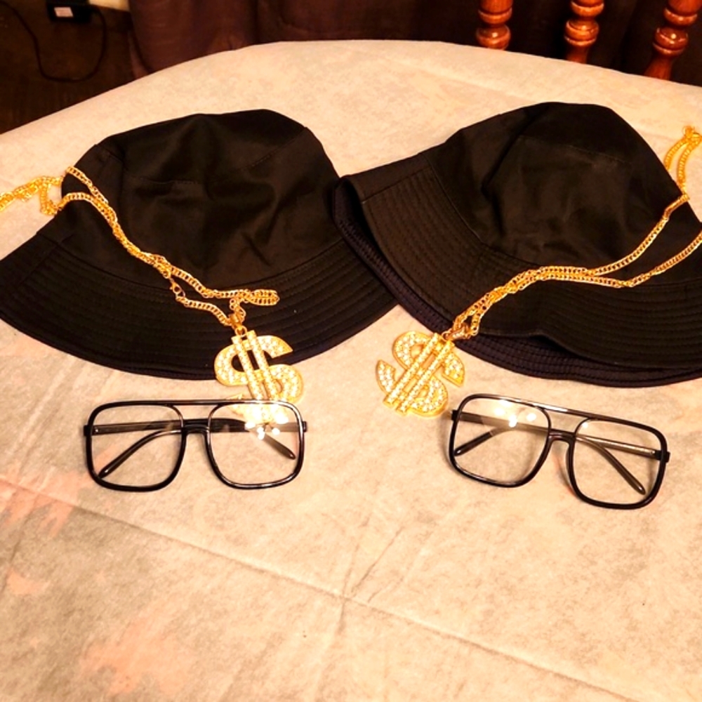 ☆☆For Couple Costume!!☆☆RUN-D.M.C☆☆☆ Halloween Duo Costume Props ♡ LIKE NEW ♡